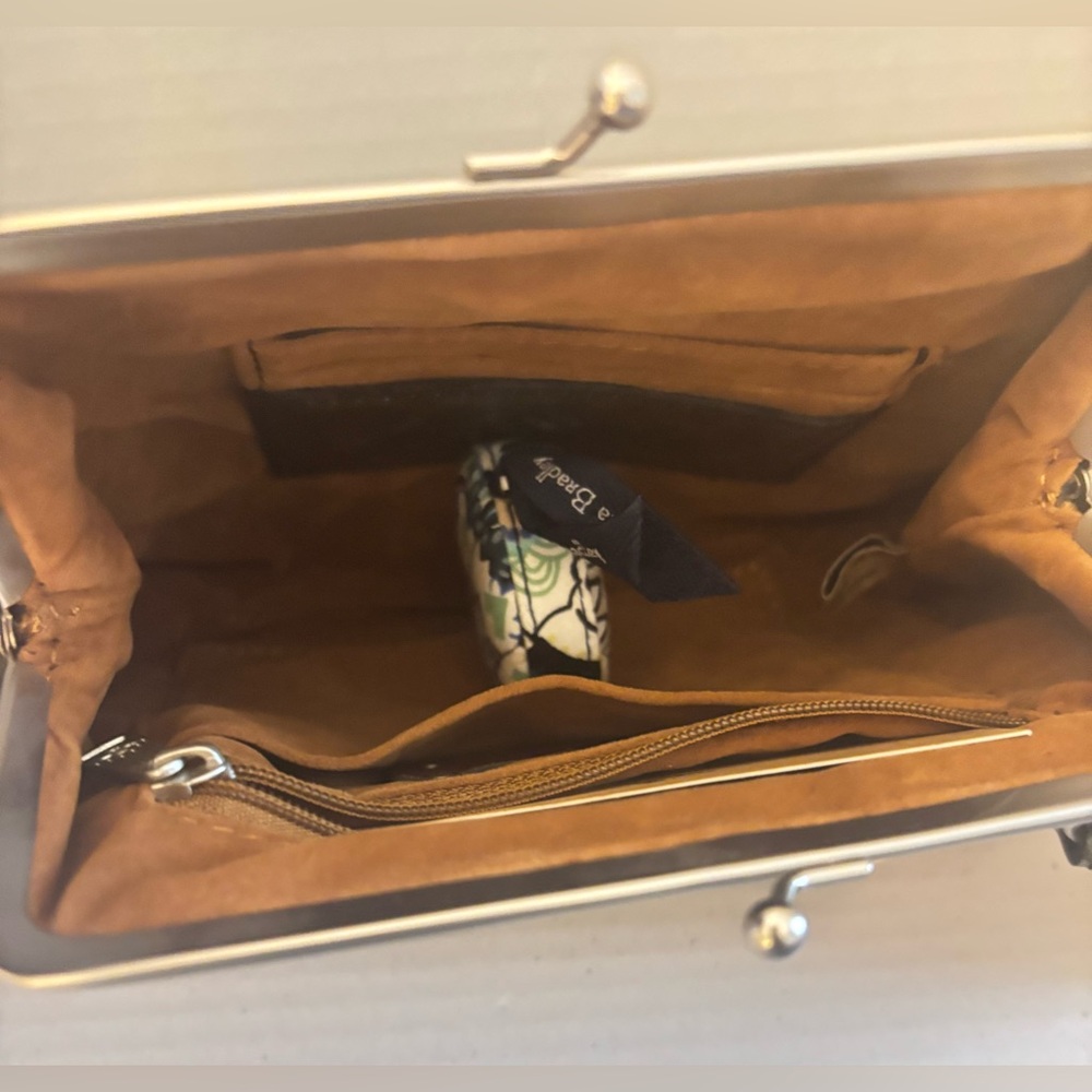 PATRICIA NASH SAVENA TURQUOISE TOOLED LEATHER FRAMED KISS-LOCK WRISTLET - Picture 7 of 15